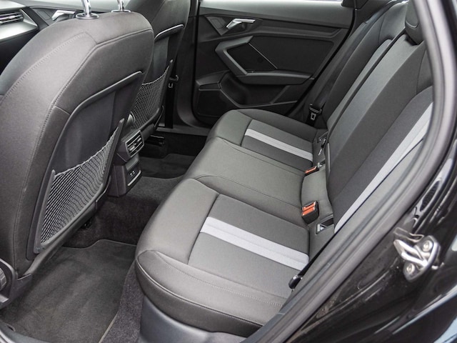 Audi A3 30 TFSI S-Tronic Sedan