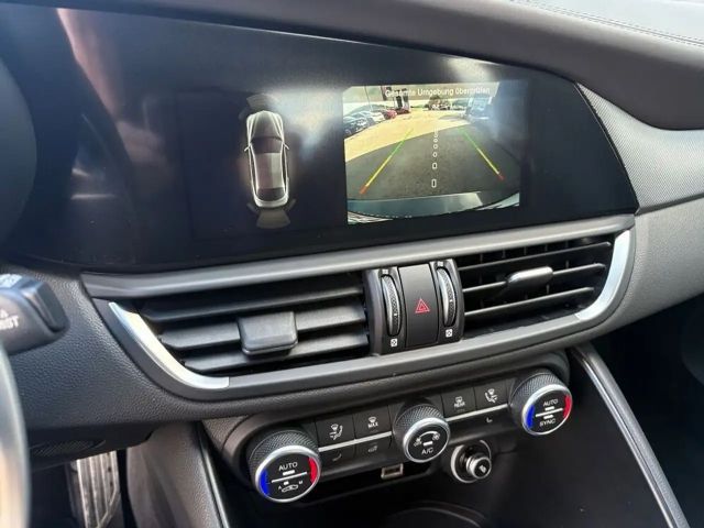 Alfa Romeo Giulia AT8 Q4 Veloce