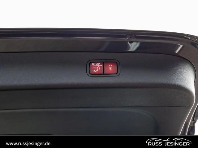 Mercedes-Benz E 200 AVANTGARDE Estate