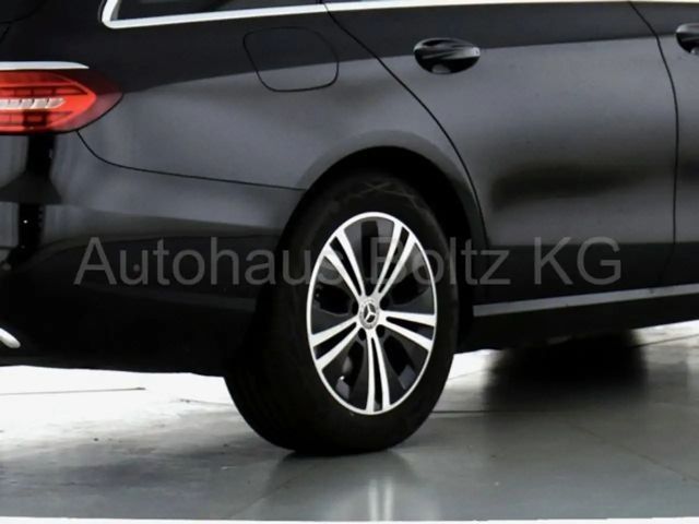 Mercedes-Benz E 220 AVANTGARDE E 220 d Estate
