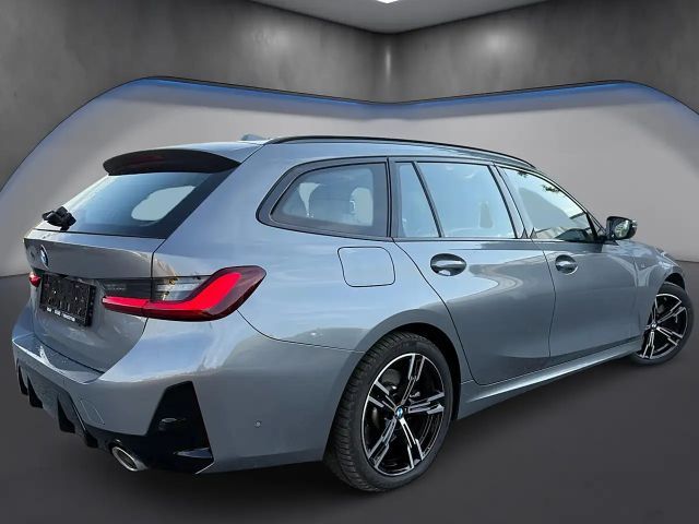 BMW 330 330i Touring xDrive