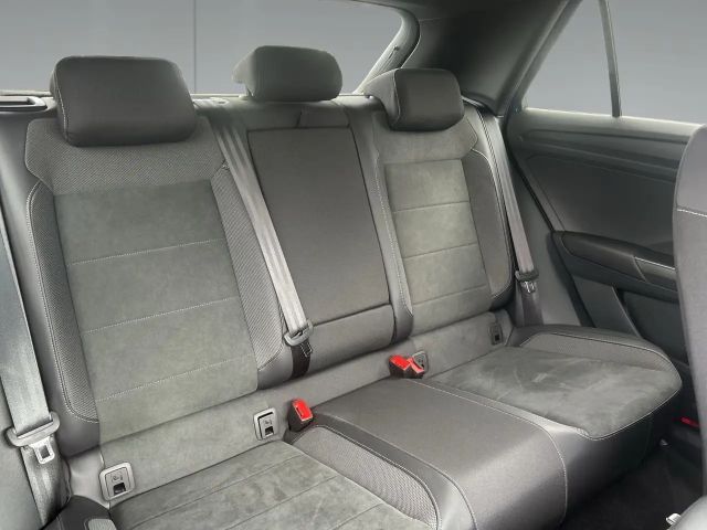 Volkswagen T-Roc 1.5 TSI DSG R-Line