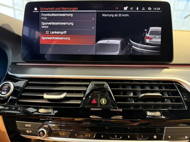 BMW 530 530i M-Sport Touring xDrive