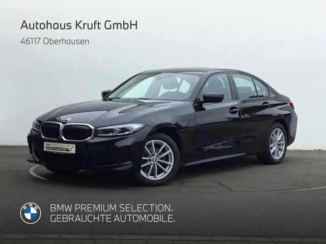 BMW 320 320i Sedan xDrive