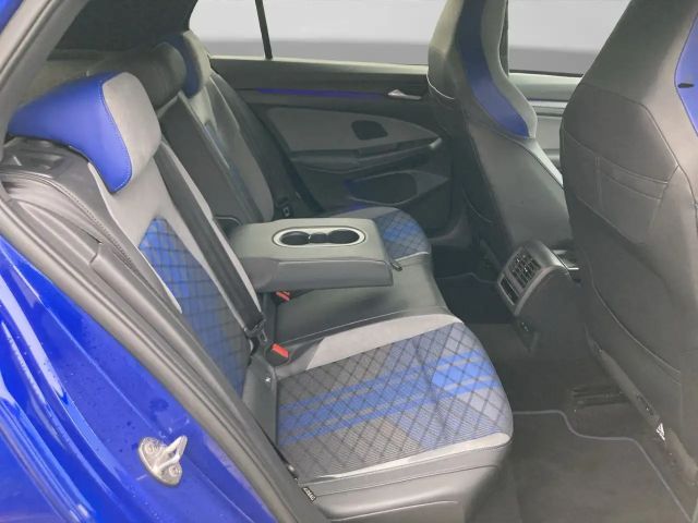 Volkswagen Golf IQ.Drive