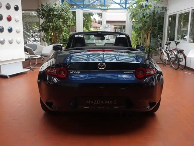 Mazda MX-5 SkyActiv
