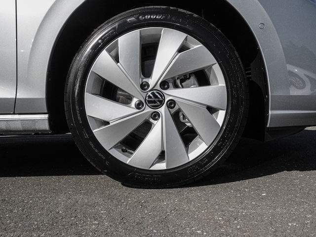 Volkswagen Golf 1.5 TSI