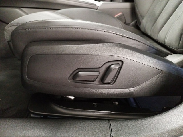 Audi A4 40 TDI Avant Quattro S-Line S-Tronic