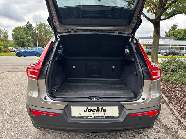 Volvo XC40 R-Design Recharge