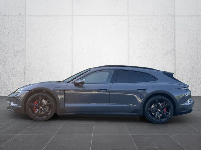Porsche Taycan 4S Cross Turismo