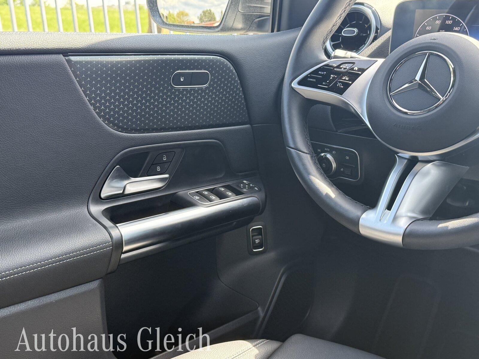 Mercedes-Benz B 200 Progressive Sedan