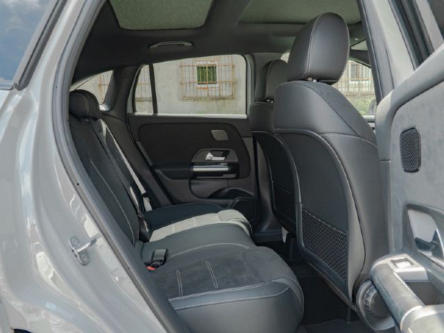 Mercedes-Benz GLA 250 4MATIC