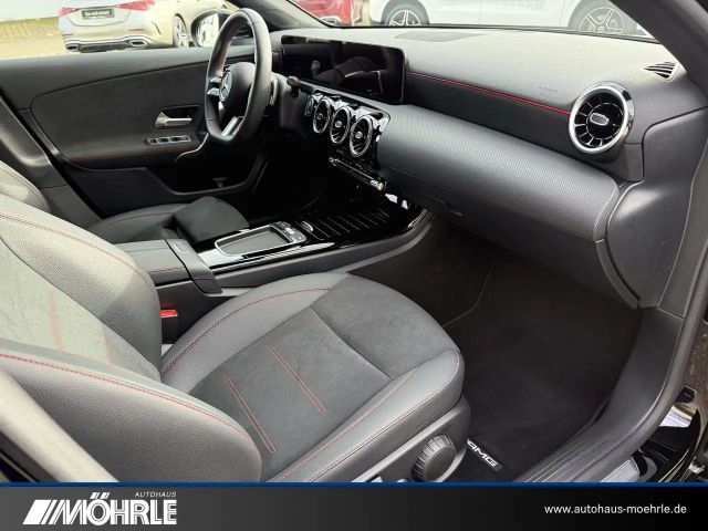 Mercedes-Benz A 180 AMG Line