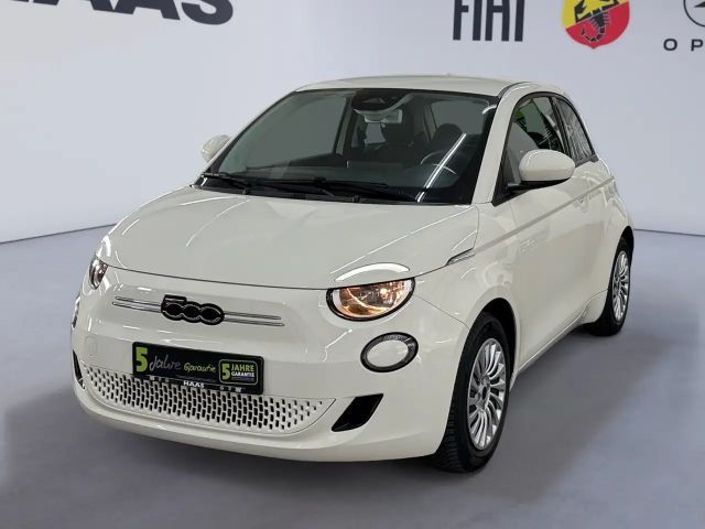 Fiat 500e 500 e Base Nichtraucher ****Wallbox Geschenkt****