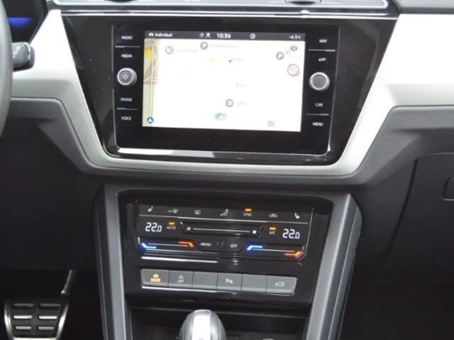 Volkswagen Touran 1.5 TSI DSG IQ.Drive Move