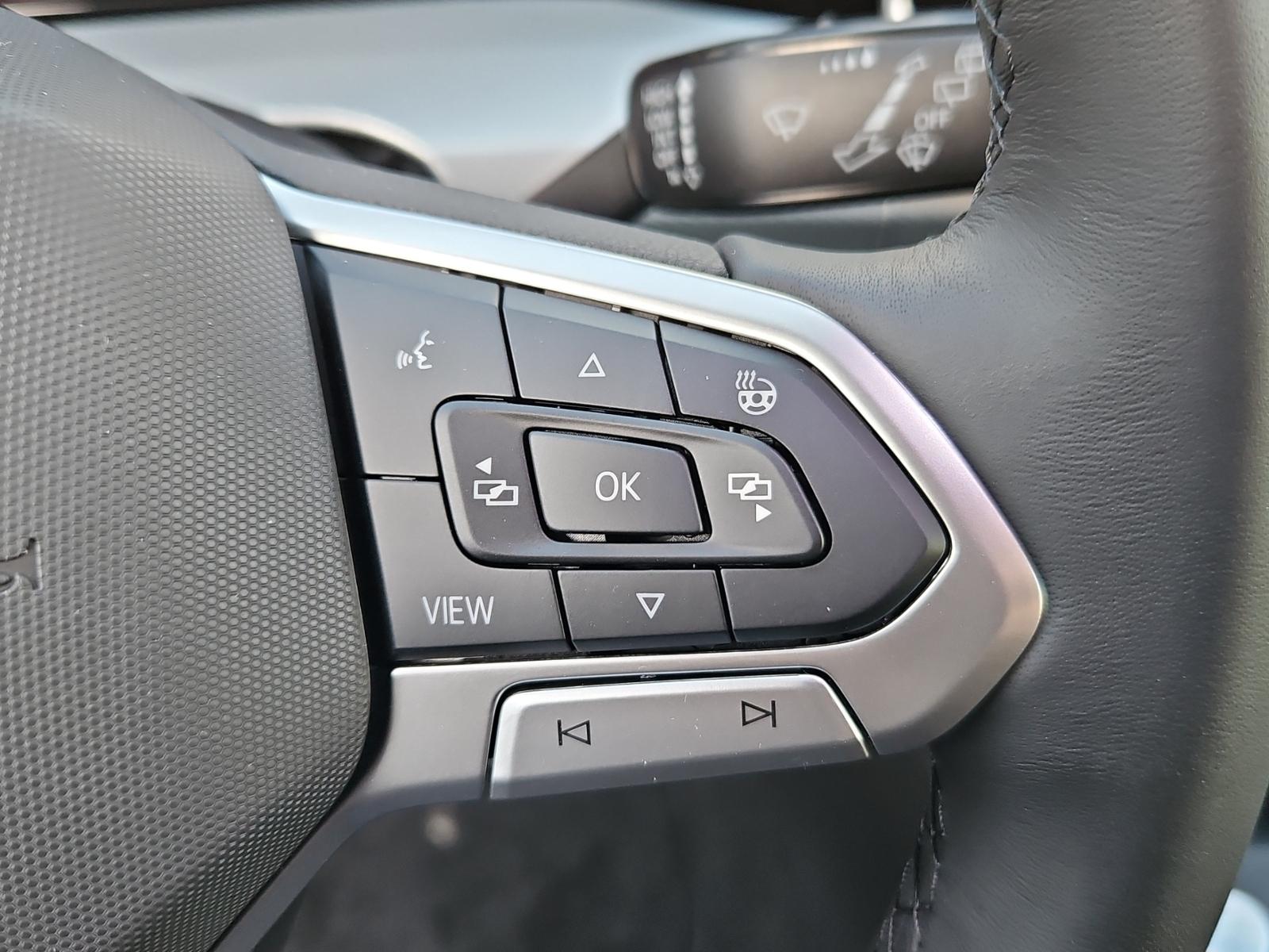 Volkswagen Golf 1.5 TSI Golf VIII