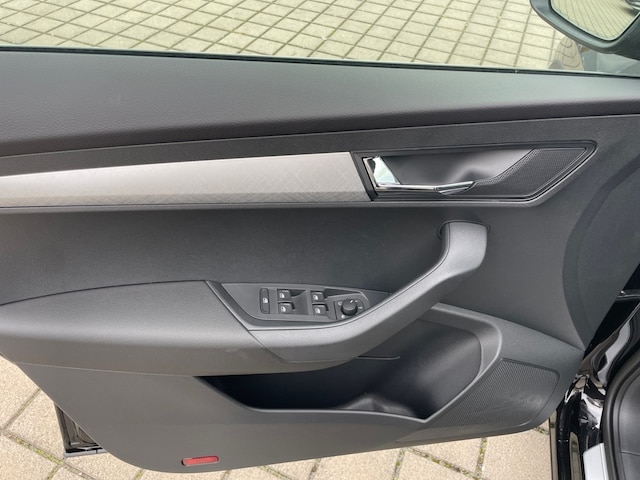 Skoda Karoq 1.5 TSI Selection