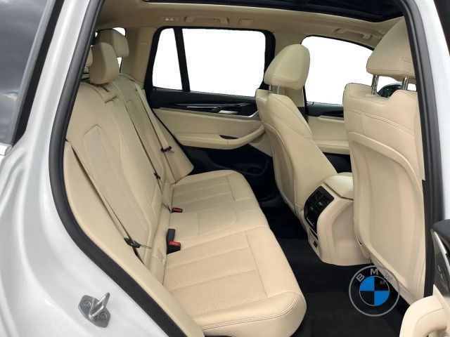 BMW X3 xDrive30e