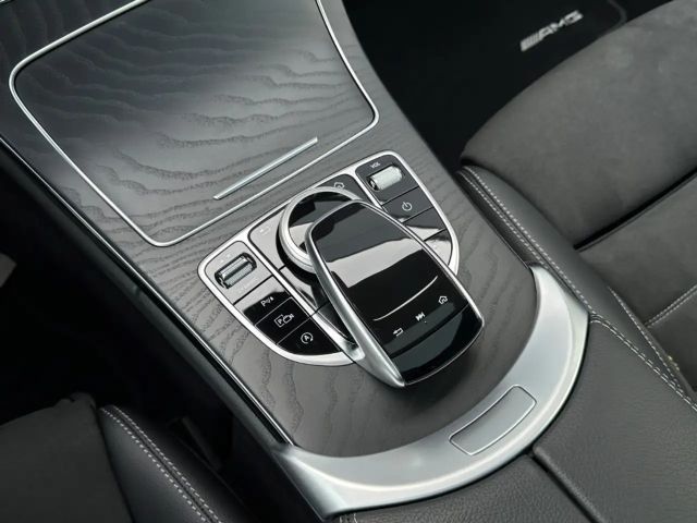 Mercedes-Benz C 200 AMG Line Coupé