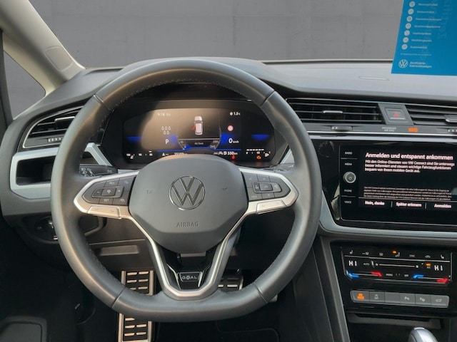 Volkswagen Touran 1.5 TSI DSG
