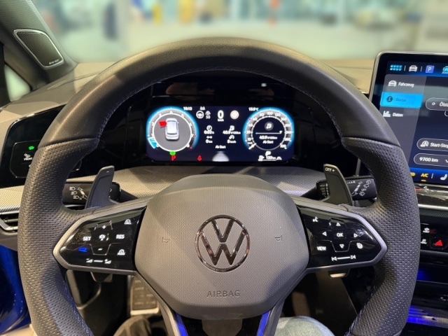 Volkswagen Golf 2.0 TSI Golf VIII