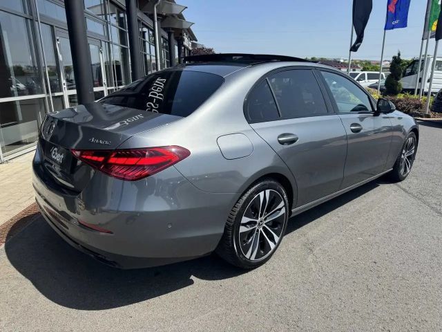 Mercedes-Benz C 300 4MATIC AVANTGARDE Sedan