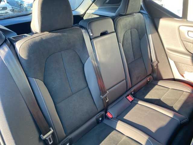 Volvo XC40 Dark Plus