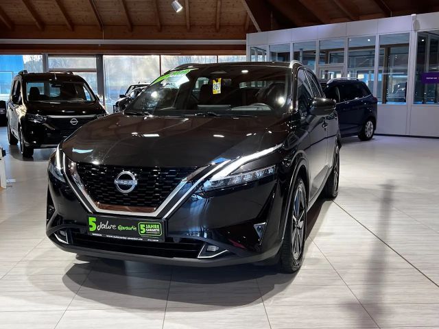 Nissan Qashqai DIG-T Tekna