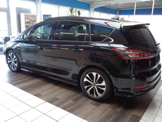 Ford S-Max ST Line