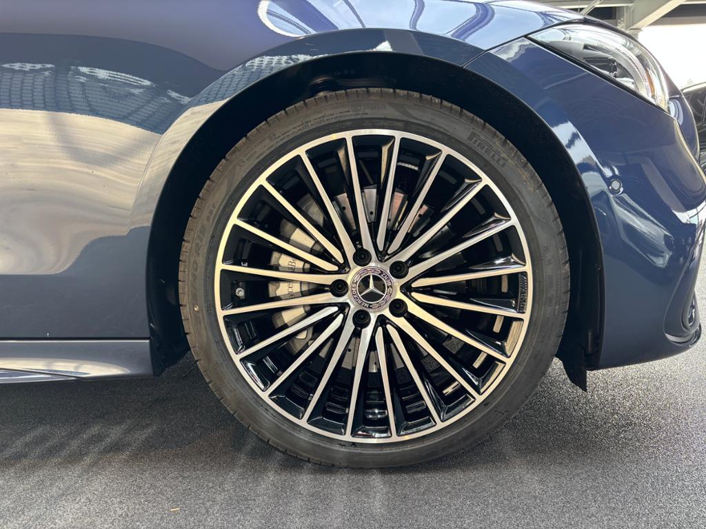 Mercedes-Benz C 200 C 200 d Sedan