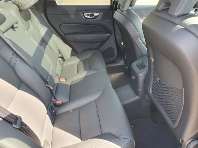Volvo XC60 AWD Core Recharge T6