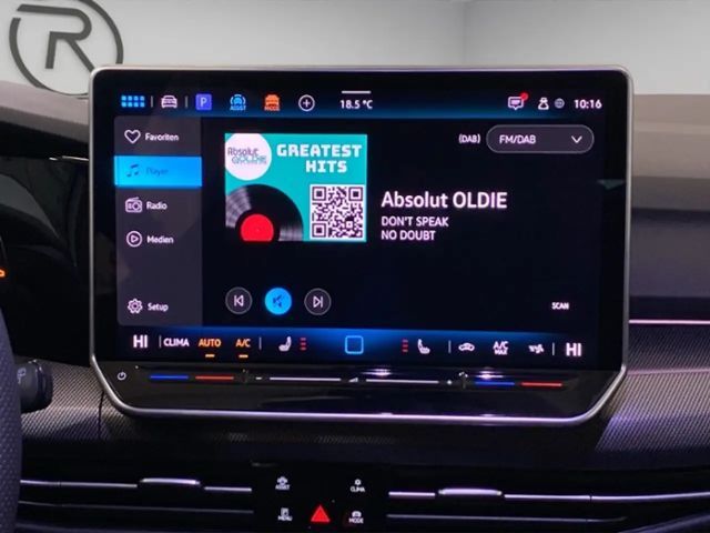 Volkswagen Golf 1.5 eTSI DSG R-Line Variant