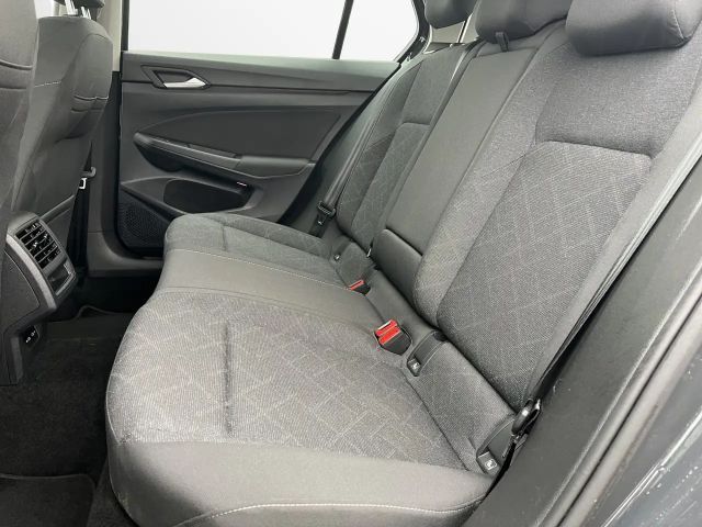 Volkswagen Golf 1.5 eTSI DSG Life