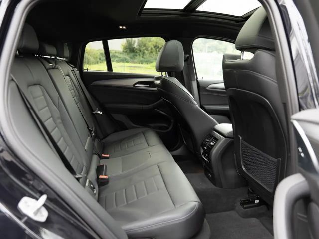 BMW X4 40d PANO STANDHZ AHK 360° LASER HUD NAVI