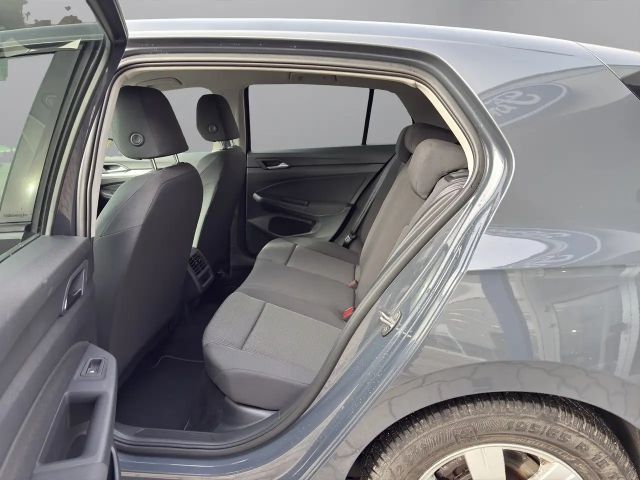 Volkswagen Golf 1.0 TSI