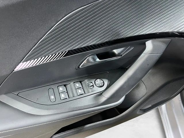 Peugeot 2008 Allure Pack PureTech