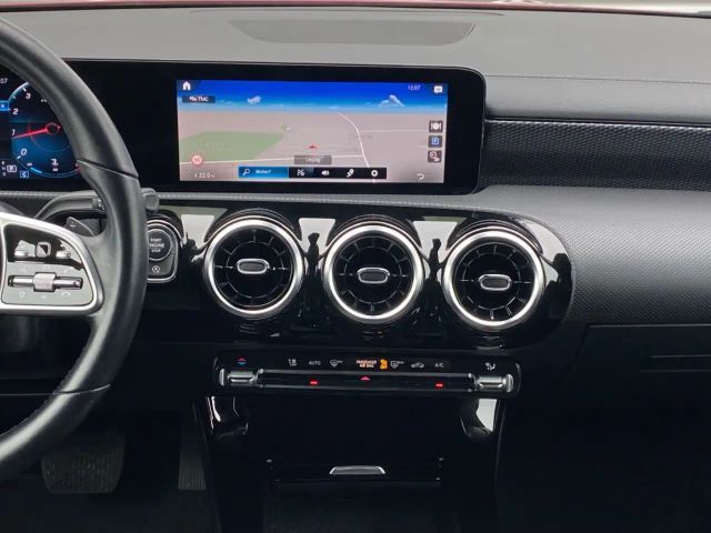 Mercedes-Benz CLA 180 Shooting Brake