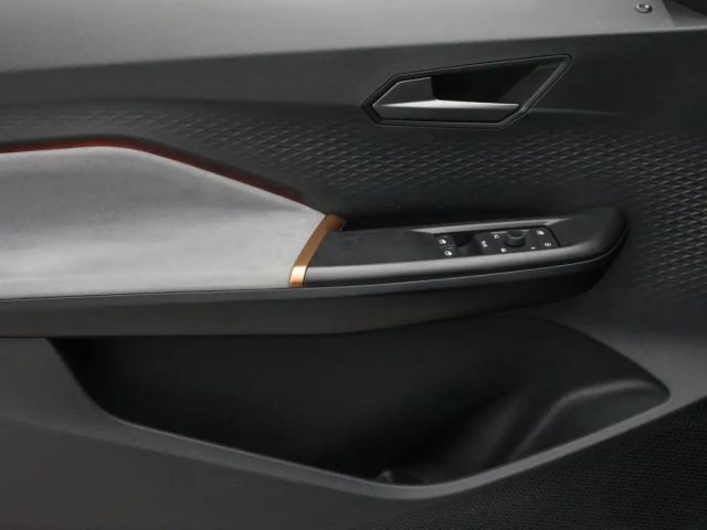 Cupra Born 62kW ACC Wärmepumpe Kamera SHZ Pano CarPlay