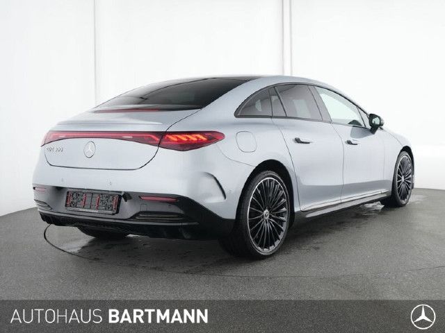 Mercedes-Benz EQE 300 Sedan