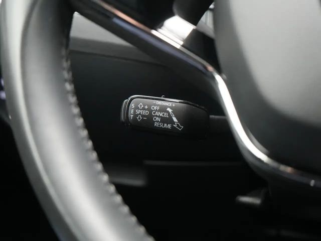 Skoda Superb DSG ACC CARPLAY VIRT NAVI LED PDC