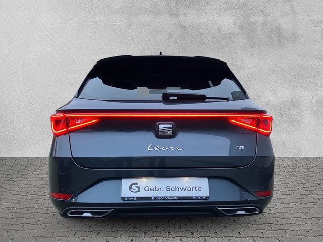 Seat Leon 2.0 TDI DSG FR-lijn Plus Sportstourer