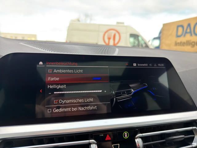 BMW 330 330e M-Sport Touring xDrive