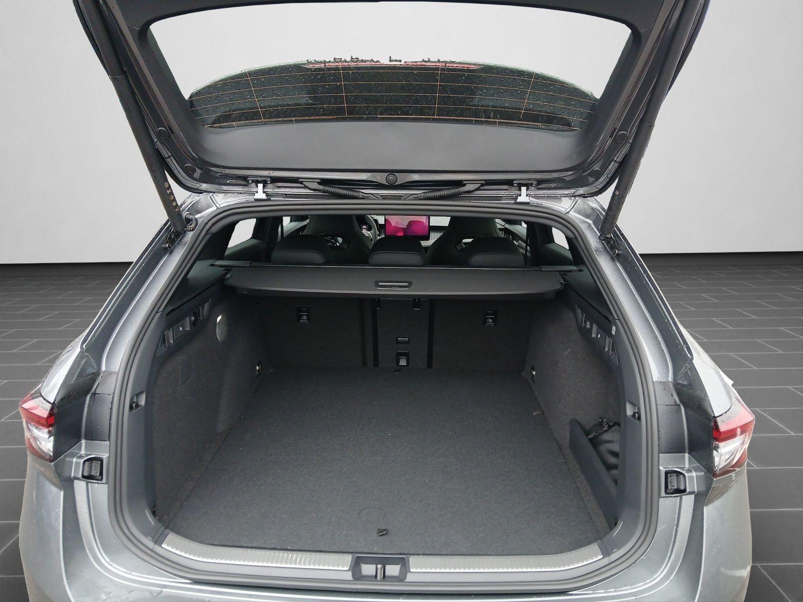 Skoda Superb Combi Sportline iV