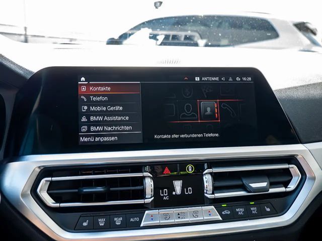 BMW 320 Sedan xDrive