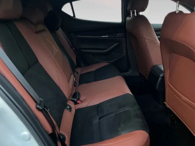 Mazda 3 5HB 2.0L G122 6AT 2WD NAGISA