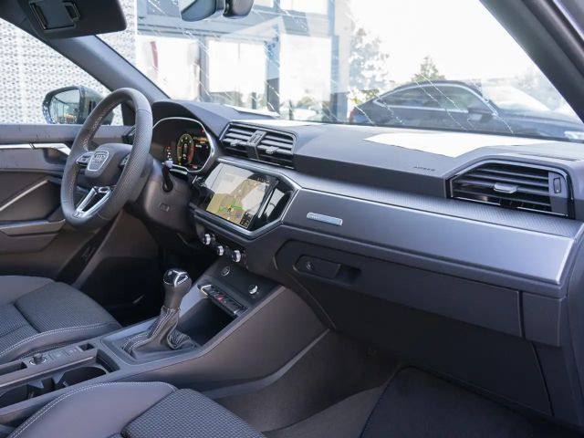Audi Q3 35 TDI S-Line