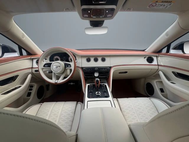 Bentley Flying Spur Hybrid V8