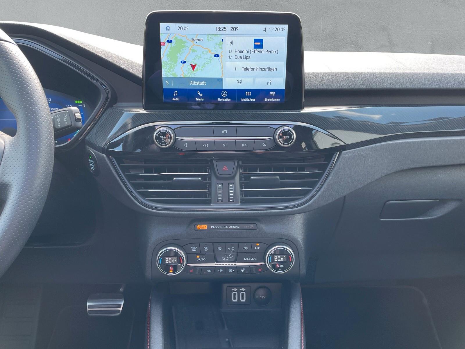 Ford Kuga Plug in Hybrid ST Line X