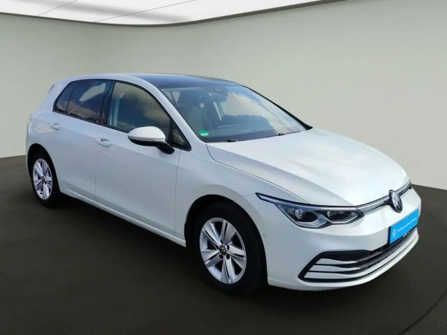 Volkswagen Golf 1.5 eTSI DSG Golf VIII Life