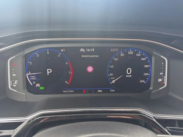 Volkswagen Taigo 1.5 TSI DSG Style